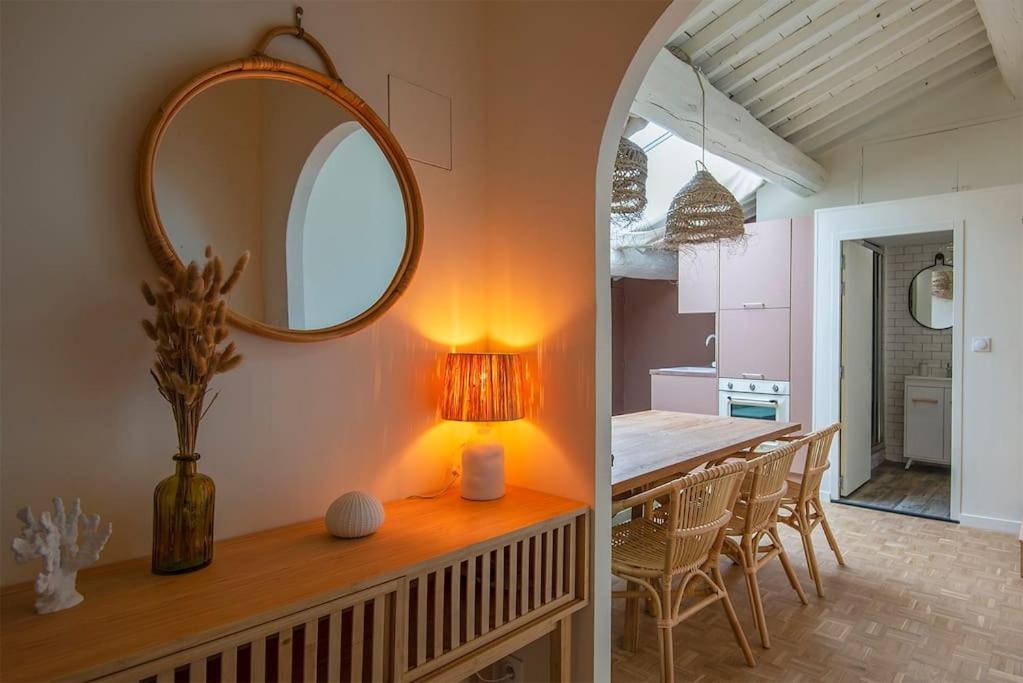 Cozy Love Nest Near The Old Port Marseille Room photo